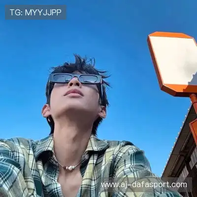 裘晟鹭